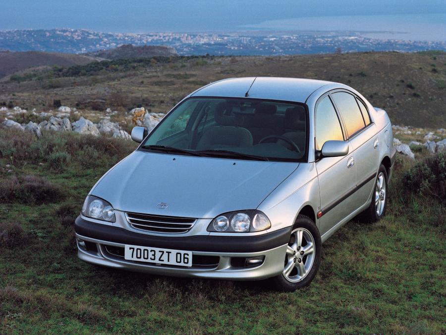  Toyota Avensis Sedan 1997 года  (фото 6 из 11)